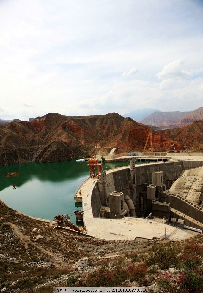 水电大坝,青海,李家峡,水电站,蓝天,白云,山峦,大坝,库区,水面,李家峡水电站,库区系例,国内旅游,旅游摄影,摄影,72DPI,JPG